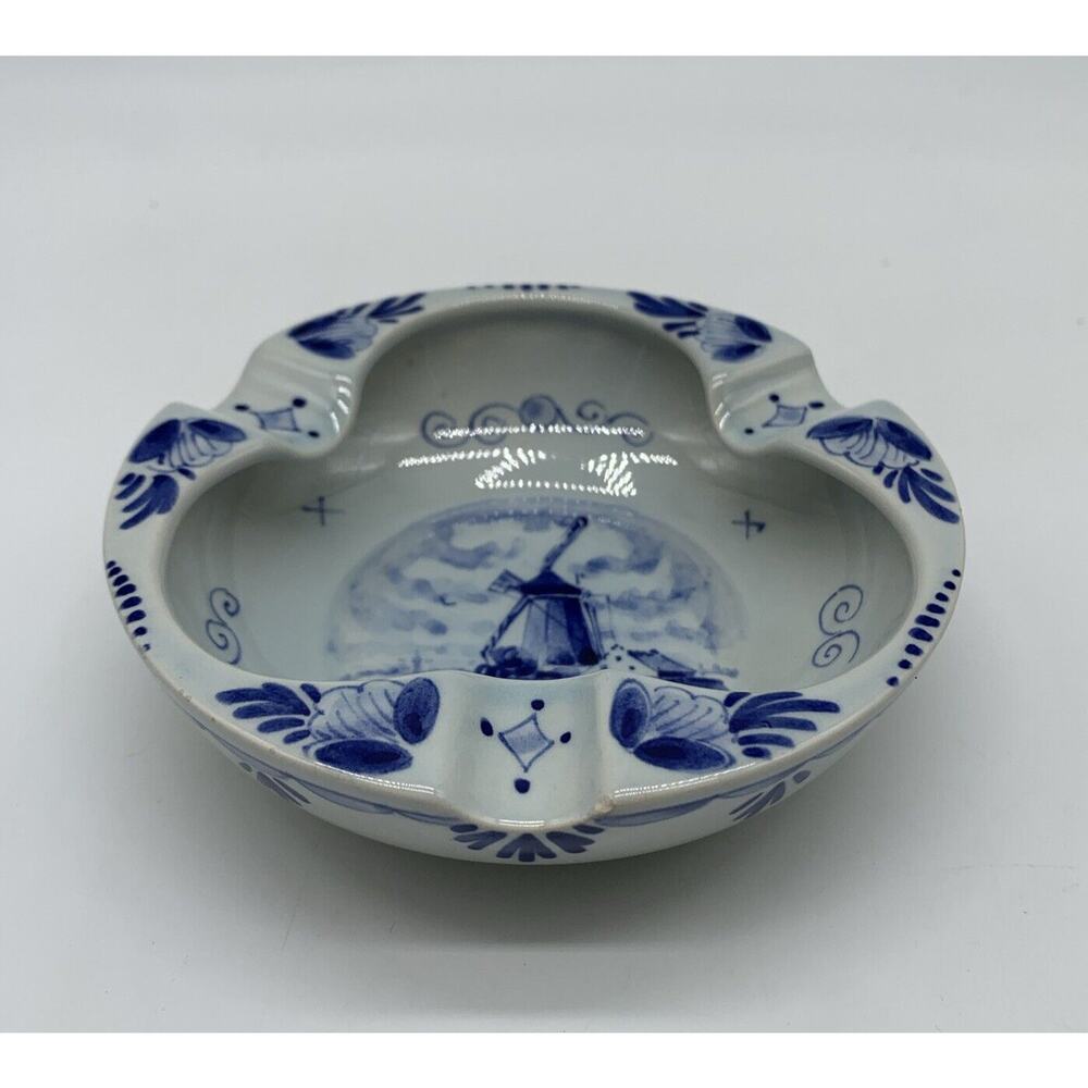 Vintage Dutch Hand Painted Blue Delft Windmill Ashtray Schoonhaven Holland Read